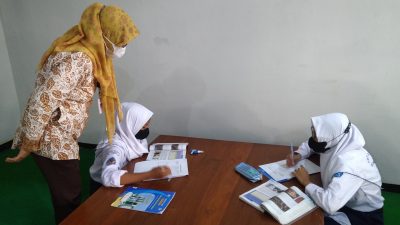 Ciptakan Kenyamanan Belajar, SMP 3 Bae Benahi Perpustakaan Smart