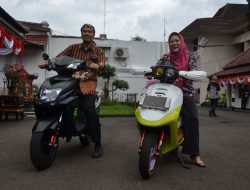 Pelaku IKM Ditantang Ciptakan Motor Listrik