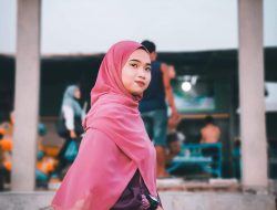 Sela Kuliah, Mengajar Bimbel Jadi Pilihan