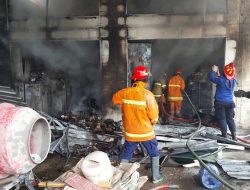Rugi hingga Rp 2 M, Gudang Penyimpanan Dispenser PT YIPU Teknologi Alami Terbakar