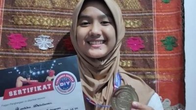 Jagoan Cantik, Sabet Medali Emas