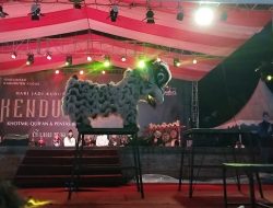 Pertunjukkan Barongsai Turut Memeriahkan HUT Kudus