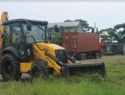 Bekas Garasi Bus Budi Jaya Siap Digunakan untuk Pangkalan Truk Sementara