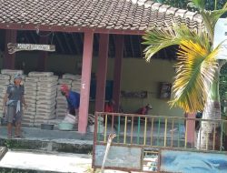Pembangunan Drainase dengan Padat Karya