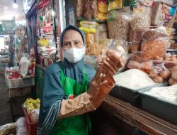 Jelang Nataru, Harga Telur Ayam Melejit