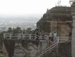 Musim Hujan, Wisatawan Diminta Waspada