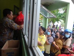 Pemkab Kudus Bagikan 26.400 Sembako Murah