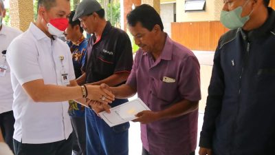 Terima Bantuan, Hartopo Minta Pelaku Transportasi tak Naikkan Tarif
