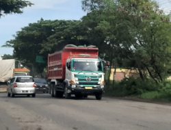 Bupati Rembang Minta Penataan Jalan Pantura Diselesaikan