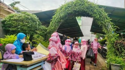 Investasi Sejak Dini, Tanamkan Kepedulian Lingkungan