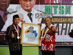 Henggar Apresiasi MTsN 1 atas Penganugrahan Rekor Muri