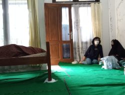Ruang Tunggu, Karya Terakhir Handry TM sebelum Wafat