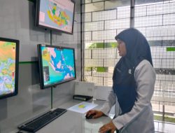 Nelayan Diimbau Waspadai Gelombang Tinggi