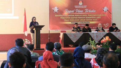 Kepala Disdukcapil Pemalang Ni Wayan Asrini
