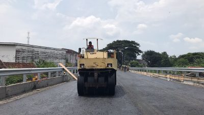 Jembatan Juwana Mulai di Aspal