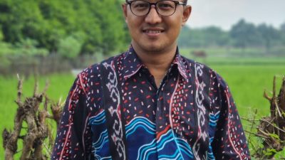 Dr. M. Rikza Chamami, MSI