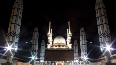 Ramai Pengunjung, Masjid Agung Jawa Tengah Isi Ramadan dengan Berbagai Kegiatan