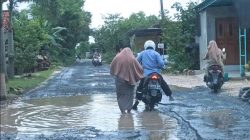 jalan di Kabupaten Pati yang mengalami kerusakan