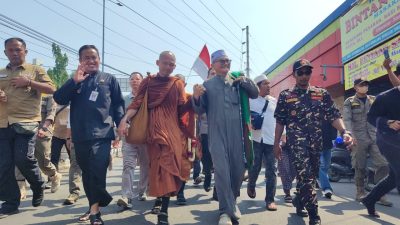 Sambut Biksu, Mansur Titipkan Pesan Kerukunan Beragama