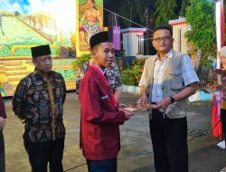 Enam Siswa MTsN 1 Pati Terima Penghargaan dari Pemkab
