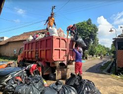DLH Jepara Sediakan Truk Gratis Antar Sampah ke TPA