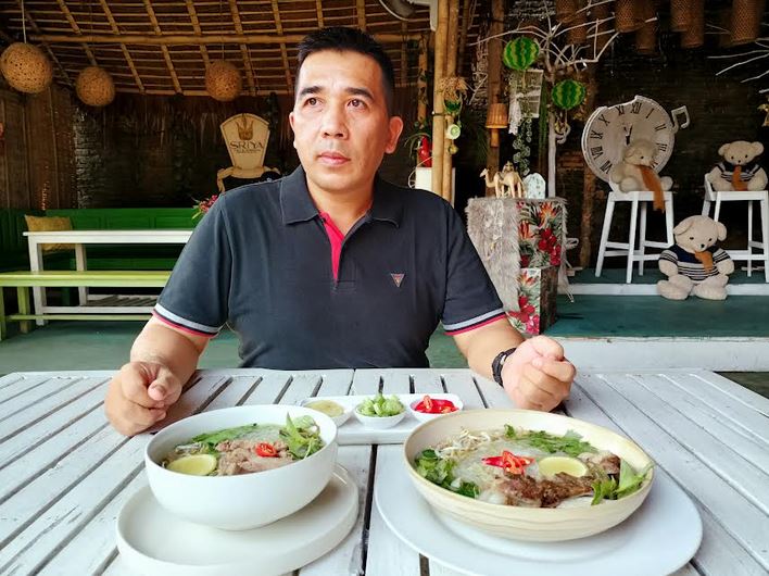 Owner Sriya Cafe and Home Stay, R. Sigit Nugroho