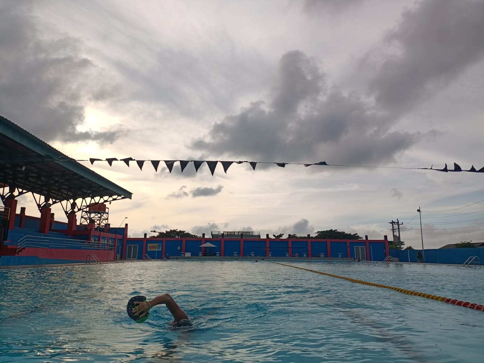 Olympic Pool di lingkungan GBK