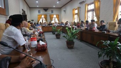 Insentif RT RW hanya Rp 500 Ribu per Tahun: Beli Obat Cacing Aja Nggak Cukup