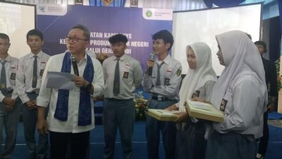 Mendag Ajak Siswa Cintai Produk dalam Negeri