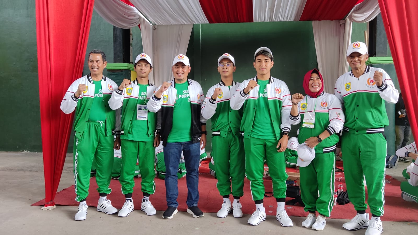 Plt Bupati Pemalang Mansur Hidayat saat memotivasi perwakilan atlet Pemalang