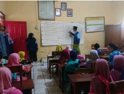 Kenalkan Pendidikan Agama Sejak Dini, Mahasiswa KKN UIN Walisongo Turut Mengajar Sekolah Sore