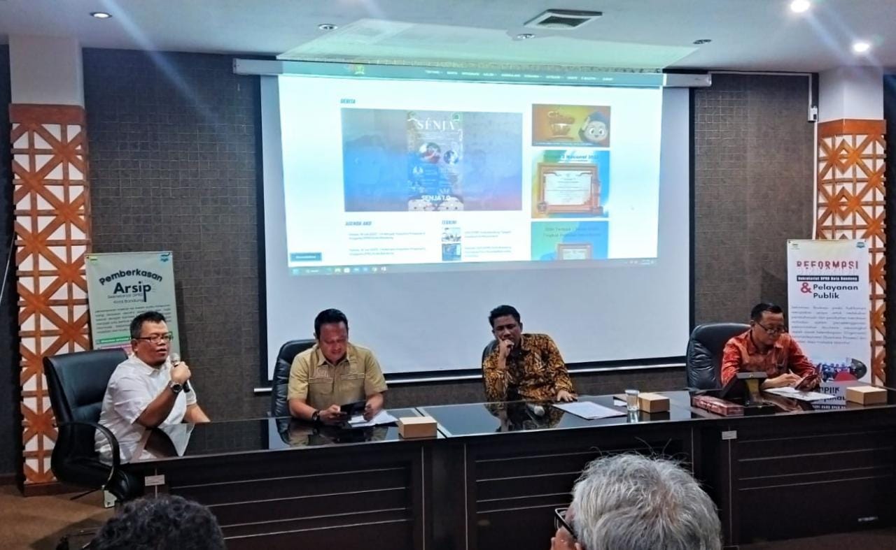 Ketua DPRD Sleman Haris Sugiharta