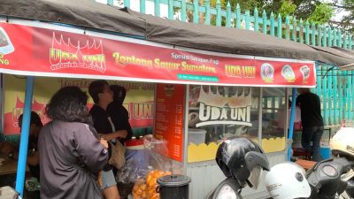 Lontong Sayur Uda Uni