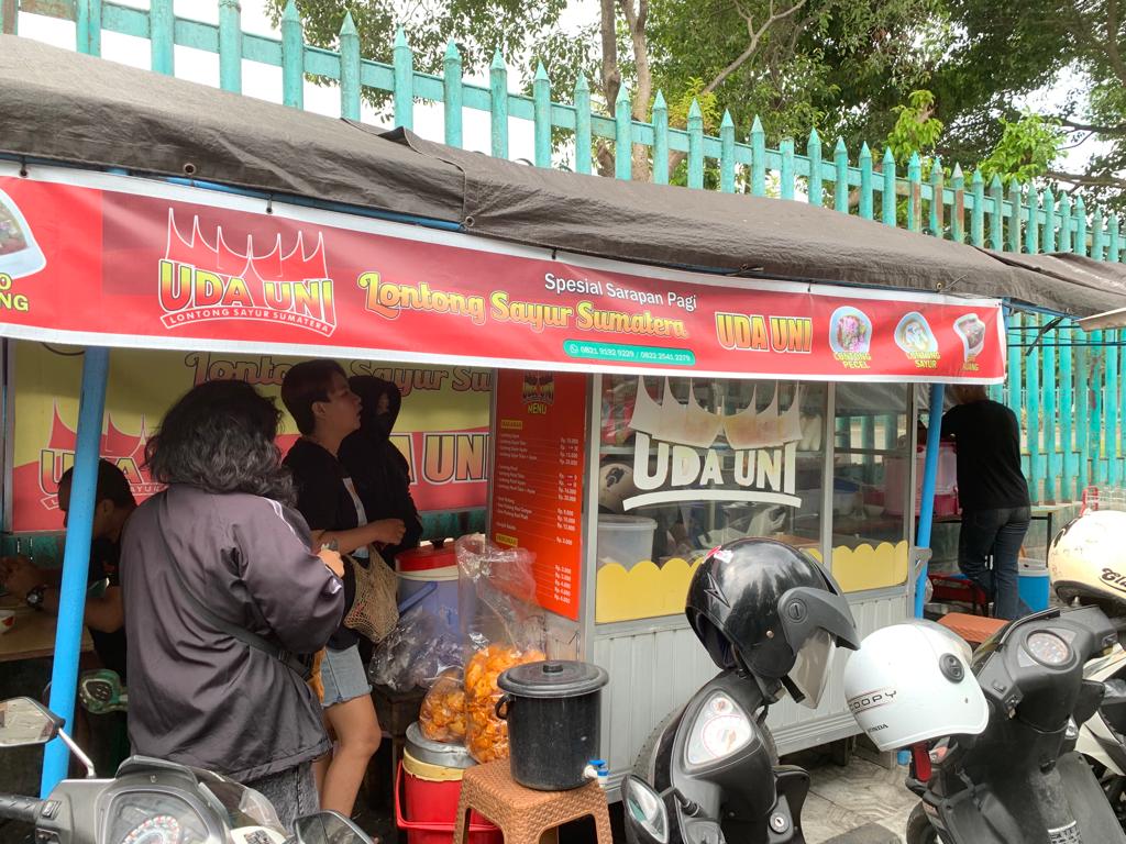 Lontong Sayur Uda Uni