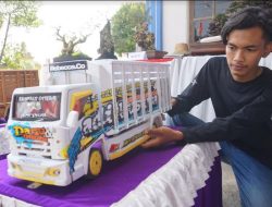 Kreatif, Miniatur Truk Oleng Hasilkan Pundi-pundi Rupiah