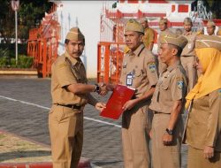 Lima PNS Terima Penghargaan Satya Lencana Karya Satya