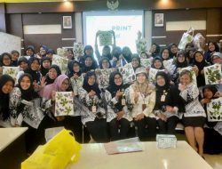 MTs N 8 Sleman Ajarkan Siswa Buat Ecoprint Teknik Pounding