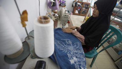 Jagad Phoenix, Kolaborasi BI Bersama Artisan Batik Lasem