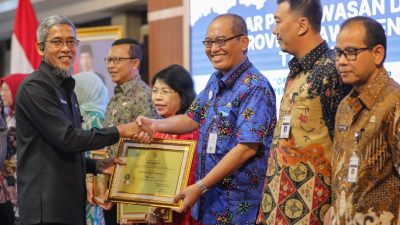 Dinsos Jateng Raih Penghargaan SAKIP Terbaik