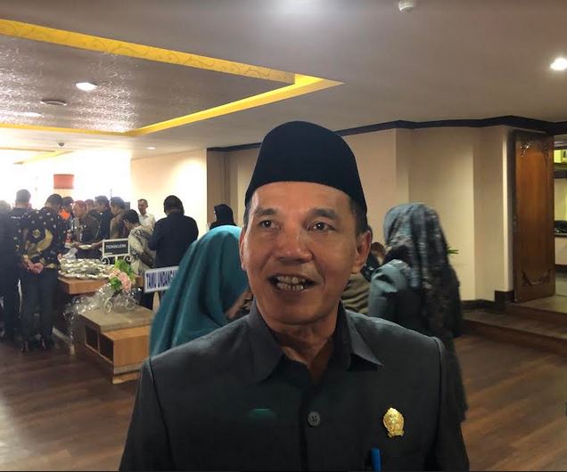 Ketua DPRD Jawa Tengan, Sumanto