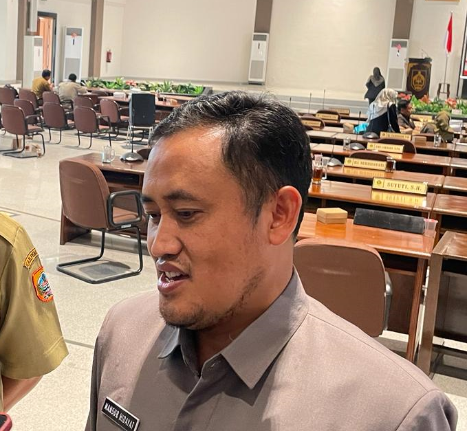 Bupati Pemalang Mansur Hidayat