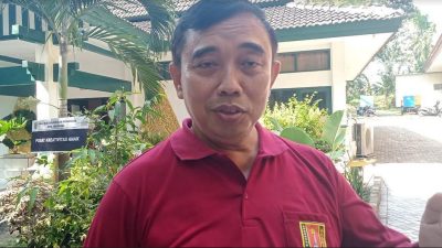 DLH Kota Semarang Siapkan Truk untuk Mengangkat Sampah di Bantaran Sungai