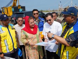 Proses Pembangunan Tanggul Laut di Semarang Capai 62 Persen