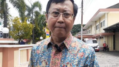 Direktur Utama Rumah Sakit Mardi Rahayu Kudus, Dr. Pujianto