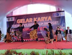 Tampilkan Budaya Nusantara di HUT ke 40 SMP 2 Jati