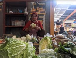Harga Bapok Meroket, Pedagang Keluhkan Pendapatan Merosot