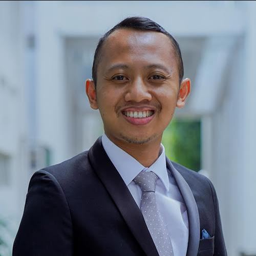 Dosen FEB UGM Luluk Lusiantoro