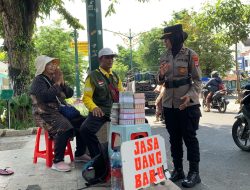 Antisipasi Uang Palsu, Polisi Awasi Penjual Jasa Pinggir Jalan