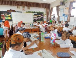 Mulai 23 April SD-SMP di Kudus Kenakan Baju Adat Kudusan