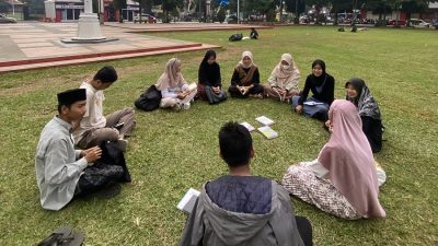 Ngabuburead Bareng Generasi Muda Pecinta Buku